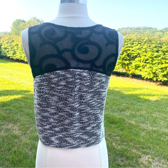 Jessica Simpson Isabeli Sleeveless Top - Picture 6 of 16